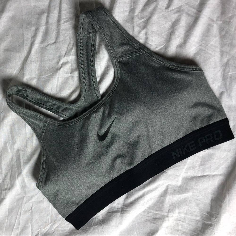 Nike Pro Dri-Fit sports bra